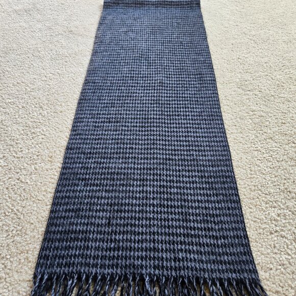 Black and Grey Cashmere Houndstooth Scarf Black Grey - Picture 6 of 10